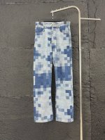 原单 V056 Louis Vuitton 24Ss 棋盘格渐变牛仔裤 现货秒发 秀场同款设计：模糊马赛克棋盘格提花，渐变靛蓝色水洗 暗藏品牌基因：编织 Mar