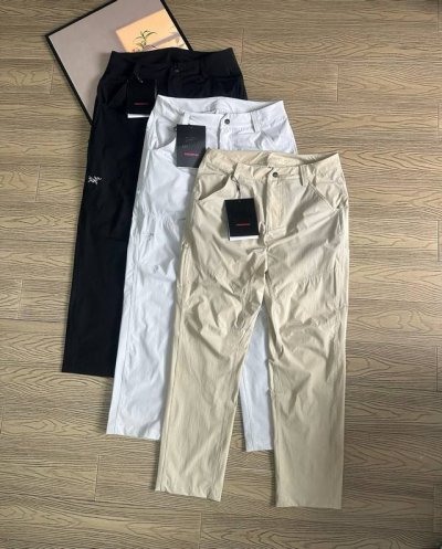 arc'teryx 始祖鸟 三色Cronin Cotton Pant 春夏顶级科技速干刺绣Logo长裤 整条裤子由多达二十多块立体裁片拼接制作而成 高工艺 高耗