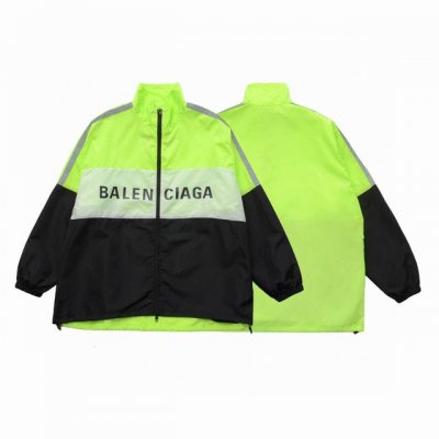 不下架放心推 顶级复刻版本 Balenciaga 巴黎世家Blcg经典荧光黄绿标语防水防风冲锋衣外套防晒衣 款号：631B111 面料: 定制防水防风面料 全套