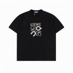 loewe 罗意威 经典款 On昂跑联名编织刺绣短袖 甄选长绒棉纱，260G精纺高支重磅定织定染面料， 裁前高温洗水定型，成品再洗柔，穿着感受亲肤棉柔，垂感自然