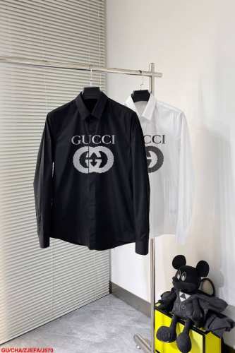 j570 Gu古驰 专柜最新款男士必备款衬衫，100%天然棉，舒服透气，原单狠货，原版面料，柔软舒适，上身高端又奢华，足够场面的档次，这款衬衫无不骄傲的让你满意