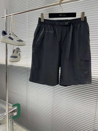 鸟家 25年夏季新款短裤 定制进口原版面料，顶级印花工艺字母图案Logo，档次极高，从容百搭，上身帅气有型 码数：48-56 M-3Xl