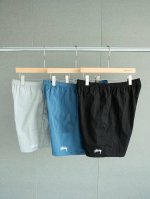 夏季刚需 人手两条 Stussy Water Short Stock纯色沙滩短裤五分短裤 颜色: 灰色 蓝色 黑色 尺码: M L Xl Xxl 尺码表 M裤长