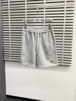 Miumiu缪缪独家专供新款 休闲短裤高端版本 专柜定制面料 透气舒适度高 细节无可挑剔 品牌元素设计理念 体现高品质 手感细腻柔软 呈现休闲裁剪 上身版型超赞