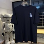 p140Mlb 洋基情侣道奇队La背标大Logo 面料：采用260克双沙纯棉 绣花：采用田岛精密绣花机 印花：采用进口数码印1-1精准定位 工艺：采用4针6线（