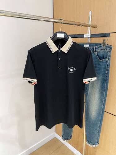 巴宝莉25Ss新款春夏短袖翻领T恤Polo，最高版本客供定制高端朱地面料简单时尚款，螺纹拼色螺纹配色超级好看！经典Logo简单大方的款式！满满的高级感，四季可穿