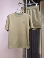衣服 裤子 军绿短裤～
