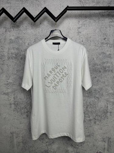 louis Vuitton*路易威登 lv 菲董联名手工珍珠短袖T恤 定制280克32支全棉双纱紧密爽滑面料 布面干净 布纹清晰 手感非常细腻扎实 更加力挺 舒