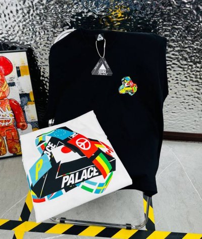palace25夏季新款印花休闲宽松情侣款 短袖T恤1033 细节:版本一比一复刻，吊牌 领标 水洗。 面料：采用40织双纱320克面料，原版1:1高克重，纯棉