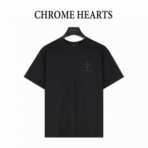 chrome Hearts 克罗心 25Ss 重工后背重叠十字架贴布刺绣短袖T恤 奢华暗黑高街，哈雷摇滚朋克精神， 无一不彰显着其浓烈的暗黑哥特风， 立体感与面