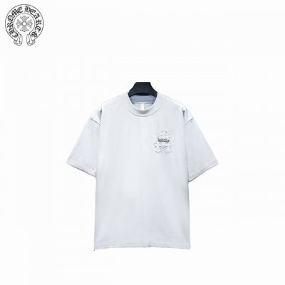 Chrome Hearts 克罗心 25Ss 后背十字架徽标撕裂短袖 字母采用根据原版细节调整后采用皮质材质机器刺绣 厚度适中 五金采用进口五金配件 后幅拼接贴