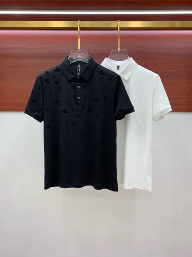 维特25Ss新款春夏短袖翻领T恤polo，最高版本客供定制高端朱地面料简单时尚款，经典Logo简单大方的款式！满满的高级感，四季可穿。简欧风格官网在售 码数M-