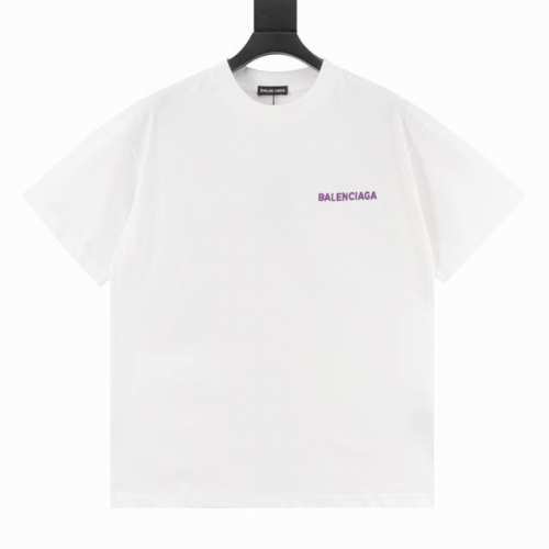 Balenciaga 巴黎世家 25Ss 前后立体刺绣Logo短袖T恤 面料：厚重260G新疆长绒棉面料 工艺：采用进口亚光线绣花 全套辅料定制 打样包括调整细
