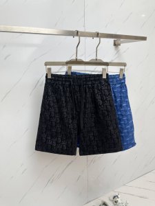 Dior 爆款短裤2025Ss新款男士休闲短裤 高端版本 专柜定制面料 透气舒适度高 细节无可挑剔 品牌设计理念 体现高品质 手感细腻柔软 呈现休闲裁剪 上身版