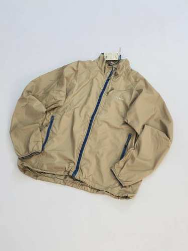 Montbell Light Shell 男士户外 通勤 吸汗防风夹克 40D锦纶塔夫绸表层面 防风防水耐候 网格内衬适合凉爽有风的天气徒步或者旅行冬季活动量比