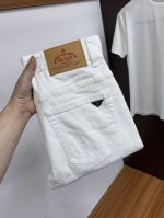 P250 普拉达 25男士牛仔裤原厂原布原洗水！进口原版水洗弹力面料，复杂的手工艺叠加，任何一个洗水环节多停留几秒都会变成完全不一样的颜色效果，所以越加珍贵，特