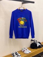 直 Versace 范思哲 秋冬经典圆领套头羊毛衫，全品相！！！羊毛混纺面料，2025最新款 黄金比例！！修身款软黄金 百搭实用型的单品，搭配及实用性强大到天际