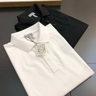 Loewe罗意威 小刺绣 夏季男士新款翻领短袖polo衫，定制面料 透气舒适度高，细节无可挑剔，品牌元素设计理念，体现高品质。手感细腻柔软！呈现休闲裁剪，上身版