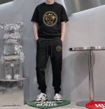 直 Versace 范思哲 胖子福音 2025官网同款.世界知名奢侈品牌.夏季男士 双丝光 高品质货套装 采用进口原单面料 ，当季时尚潮流款，百搭爆款。简洁大方