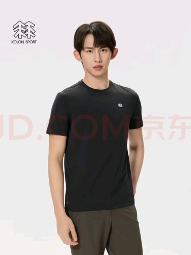 供 可隆 Kolon Sport Seco速干体恤 短袖 男女同款户外运动短袖 对标官网版本 ，从面料到做工细节深度还原，采用Seco吸汗速干面料，具备完美的吸