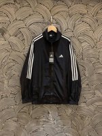 adidas阿迪达斯 立领防晒衣薄款皱感侧边三条杠冲锋衣运动拉链抽绳机能落肩外套情侣款 color: 黑色 Size: M-Xl m 胸围120 衣长69 Cm