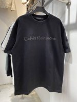 款号：Zmr34# Ck Calvin Klein简约字母黑钻短袖T恤 正儿八经270克纯棉双砂面料 所有面料均已提前做过缩水 品质第一 所见即所得 不会洗一次
