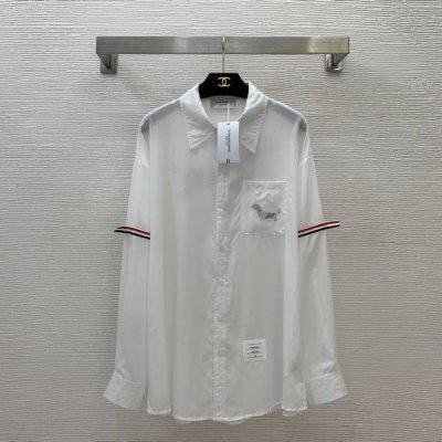 款号D25051272 Thom Brown*新款 狗狗重工烫钻装饰条纹撞色织带拼接宽松时尚P防晒衬衣！蓝色、白色、均码 肩宽55，胸围112，袖长55，衣长7