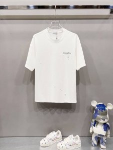dior 迪奥 320克洗水圆领短袖T恤 磨烂领口破洞工艺玲兰花字母Logo印花标识 官方同步 1:1原版开模 时尚个性 百搭潮流 纯原品质 原版洗水面料 吊牌