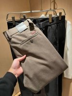 Kiton 2025秋冬新款羊绒西裤 男士经典商务休闲基础长裤西裤 贸易公司渠道稀出 领先官网发售 设计值与实穿性均在线的一款裤装 兼顾时尚感的同时 绝对算得上