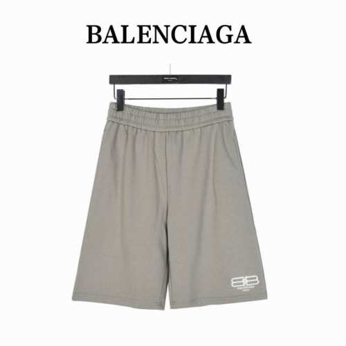 balenciaga 巴黎世家 经典双B Logo字母刺绣毛圈短裤 专柜大裤脚版型 400克洗水纯棉毛圈面料，手感舒适。 裤角标志性双B徽标Logo刺绣工艺，简