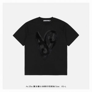 acne Studios 25Ss 复古爱心涂鸦印花短袖 面料采用 克重精梳棉 定制32支1*1螺纹 成衣两遍水洗处理 面料舒适亲肤无异感 定制定染面料 纺织密