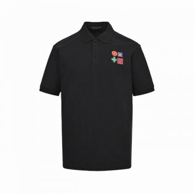 Louis Vuitton 路易威登 彩标刺绣徽章polo短袖 专用面料 G蜂窝珠地棉，前后立体高密榻榻米绣花，无毛边。定制天然贝壳纽扣，衣服设计前短后长，下脚