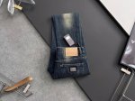 lv*、重工水洗休闲牛仔裤，进口原版水洗弹力面料，舒适有弹性，独特设计，版型超正，舒适透气，档次极高，专柜品质，上身帅气十足，码数：29-38 35、37