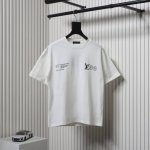 Louis Vuitton 路易威登 Lv 25Ss 铆钉字母短袖T恤面料采用定制240G 26支特滑双股精棉平纹高密无尘全棉布料 前幅高密度加厚 走线平整 代