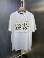Louis Vuitton22Ss经典圆领T袖 正品5499购入 32支精疏棉双纱面料 1*1索拉纳罗纹 进口刺绣 胶桨印花 定制1：1商标 合身版型 尺码：S