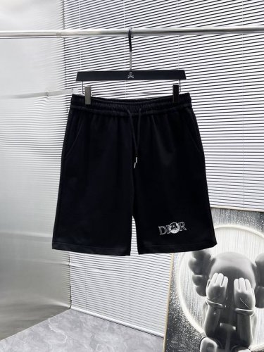 迪奥 Dior 2025夏季新款 短裤 休闲裤 高端版本 专柜定制面料 透气舒适度高 细节无可挑剔 品牌元素设计理念 体现高品质 手感细腻柔软 呈现休闲裁剪 上