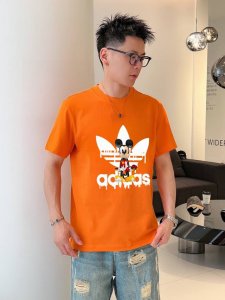 直 品牌 Adidas 阿迪达斯 胖子福音 原单男士休闲短袖T恤，2025春夏新品，定制胸前顶级Logo 工艺、搭配整件细节 品质及剪裁设计都堪称一流，定制进口
