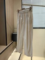 码数：S-M-L B*C春夏女士锥形通勤简约休闲裤长裤 棉质府绸面料清新和轻盈之至的质感，与这款工装风免裆裤的现代风格相得益彰，