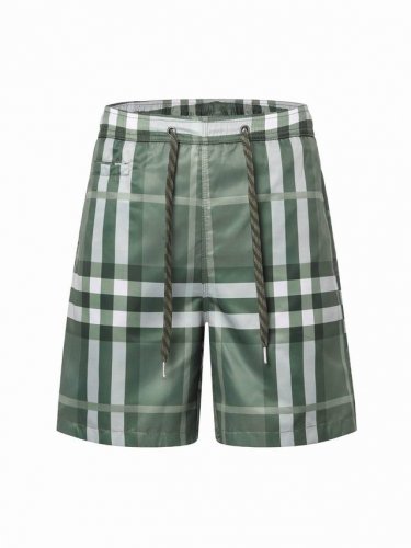 Burberry 巴宝莉经典春夏新款格纹弹力抽绳短裤 内里网布里衬，定位对格剪裁，休闲宽松版型，干爽透气又比真丝更加实用耐穿，百分百对格，花费2米多的面料就为区