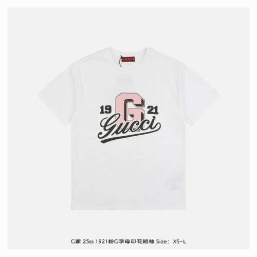 gucci 古驰 25Ss 1921粉G字母印花短袖 面料采用230克重精梳棉，定制32支1*1螺纹，成衣两遍水洗处理，面料舒适亲肤无异感，定制定染面料，纺织密
