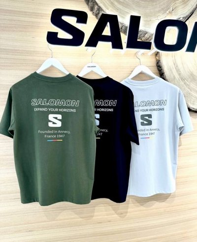 salomon 萨洛蒙清爽夏日简约短袖Tee 巨好看！萨洛蒙最神奇的地方就在于 看似平平无奇 上身都贼带感 简单又好看 柔软质感 亲肤舒适 颜色：黑 卡其 军绿