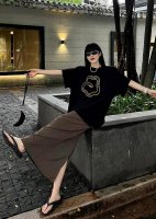 上新！Kenzo 新款图案短袖T恤，夏季必入单品！真的超酷！ 高密针织圆领设计，平整简约！亲肤透爽！T恤面料的柔软性舒适性无可挑剔！男女均可驾驭，打破性别局限性