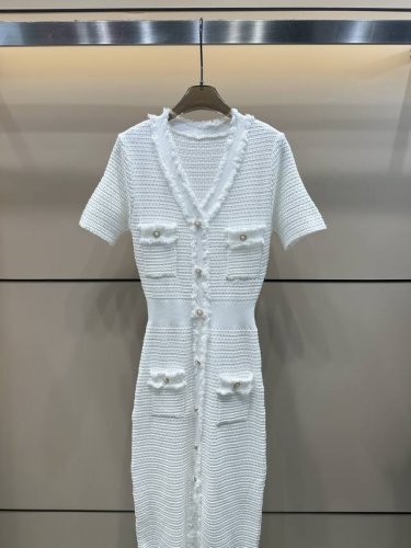 款号:82823 chane 25夏季新款花边V领针织短袖连衣裙