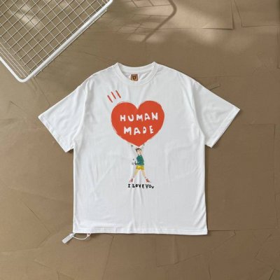 过验级Human Made插画系列男孩高举爱心情侣款短袖T恤 2532 在Human Made Online Store每个月一号都会发售Human Made与