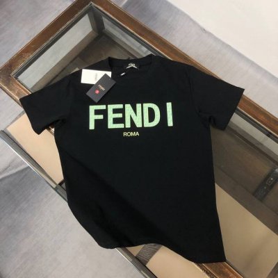 款号：G2108 Fendi 芬迪 2025夏季新款圆领短袖T恤！ - 260G双纱纯棉顶级面料 手感柔软 百分百纯棉独家出货 定染硫化黑无尘处理面料 -面料：