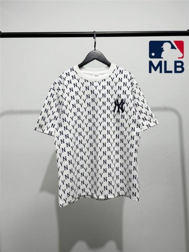 高品质！质量非常好！Mlb柜子经典满印短袖T恤！三标齐全，四联吊卡，原厂包装！通肩压条保证舒适性！2025Mlb Ny 经典满印款 情侣圆领短袖高端品质 专柜1