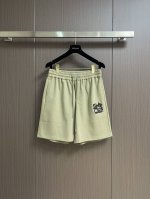 hermes 2025Ss 春夏系列经典字母绣花休闲短裤 整体裤型特别有味道 大气极简的流线 进口面料 耐穿透气 前幅拼皮绣花 上身搭配度极高 使用率爆表 尺码