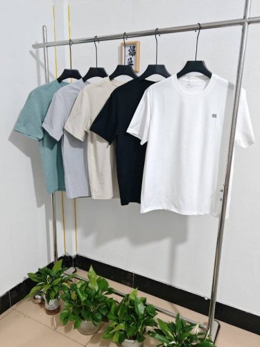 0945 2025专柜新款［可隆］压胶速干短袖 草本防蚊 1.面料：面料采用专柜同款面料，Tough面料，新纳米技术融合的优质纱线，具有比较好的保型性和悬垂性，