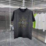Gvc 2025新款 雪花酸洗做旧 刻字模+印花 定制面料 短袖T恤 上身超好看 男女同款 S M L Xl Xxl 五个码 洗水咖 洗水灰 洗水黑