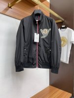 p400 蒙口 2025年早春官网 高端原厂代工出品， 官方经典王牌单品！多明星穿搭示范款！！ 新一季男装充满现代感与科技感，将时装美学与户外元素混搭结合，极具